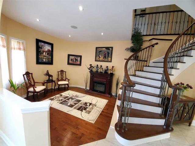 9 Verona Crt, House detached with 5 bedrooms, 5 bathrooms and 7 parking in Richmond Hill ON | Image 23