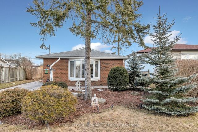 49 Dreyer Dr E, House detached with 3 bedrooms, 2 bathrooms and 5 parking in Ajax ON | Image 24