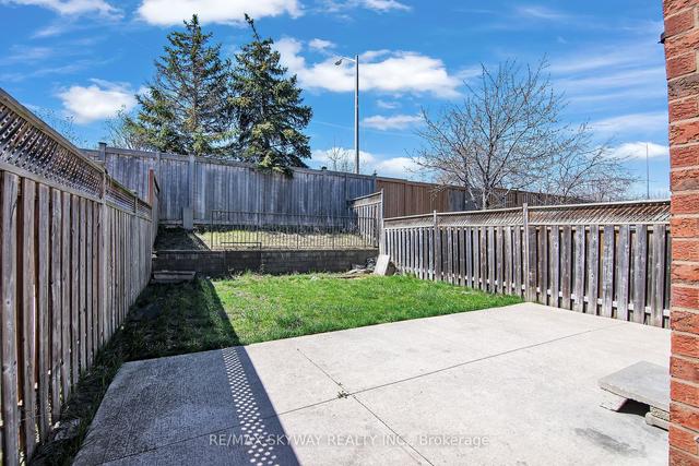 80 Ridgefield Crt, House semidetached with 3 bedrooms, 4 bathrooms and 3 parking in Brampton ON | Image 31