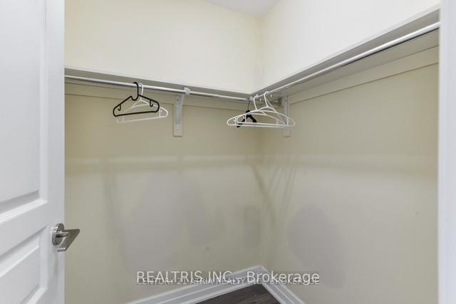 lph06 - 30 Clegg Rd, Condo with 2 bedrooms, 2 bathrooms and 1 parking in Markham ON | Image 3