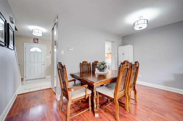76 - 105 Hansen Rd, Townhouse with 3 bedrooms, 2 bathrooms and 1 parking in Brampton ON | Image 3