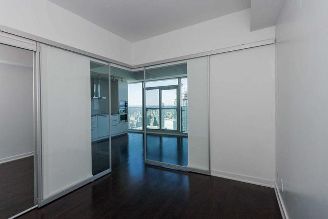 6312 - 14 York St, Condo with 1 bedrooms, 1 bathrooms and 1 parking in Toronto ON | Image 10