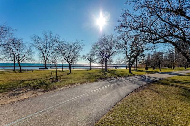 3808 - 1926 Lake Shore Blvd W, Condo with 2 bedrooms, 2 bathrooms and 1 parking in Toronto ON | Image 19