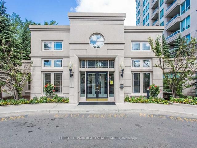 1010 - 8 Covington Rd, Condo with 2 bedrooms, 2 bathrooms and 1 parking in Toronto ON | Image 1