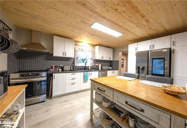 57 Maria Street, House detached with 3 bedrooms, 1 bathrooms and 5 parking in Penetanguishene ON | Image 9