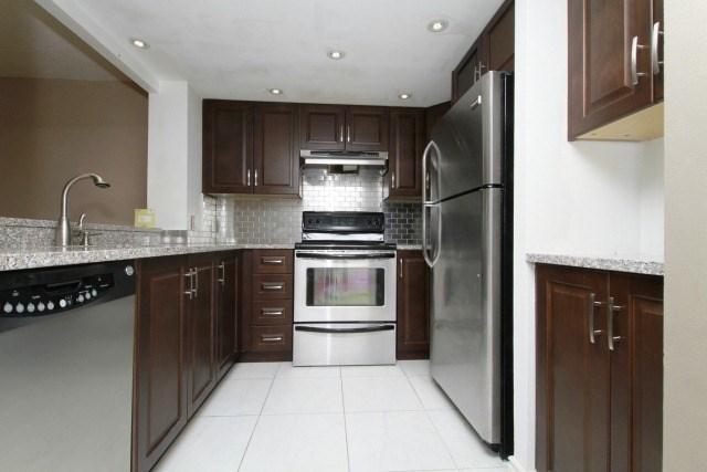 205 - 725 King St W, Condo with 1 bedrooms, 1 bathrooms and null parking in Toronto ON | Image 1