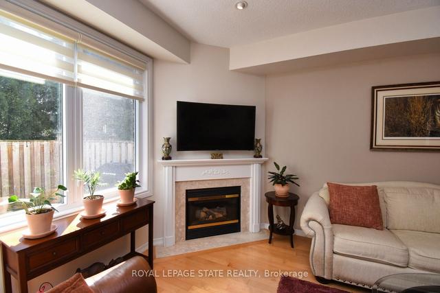 36 - 81 Valridge Dr, Townhouse with 3 bedrooms, 3 bathrooms and 2 parking in Hamilton ON | Image 39