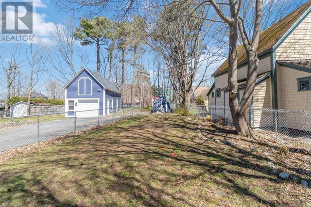 168 York Street, House detached with 3 bedrooms, 1 bathrooms and null parking in Bridgewater NS | Image 38