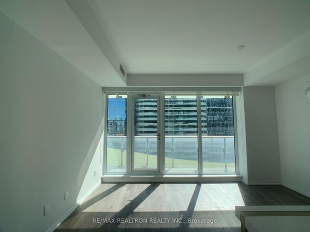 1906 - 197 Yonge St, Condo with 1 bedrooms, 1 bathrooms and 0 parking in Toronto ON | Image 15