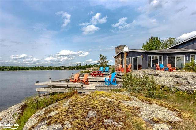 2 290 & 310 Island, House detached with 4 bedrooms, 1 bathrooms and null parking in Georgian Bay ON | Image 34