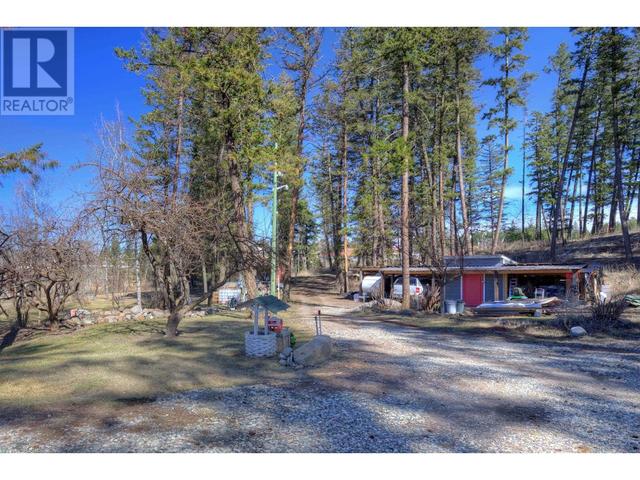 3112 Doctors Lake Road, House detached with 3 bedrooms, 3 bathrooms and null parking in Cariboo F BC | Image 34