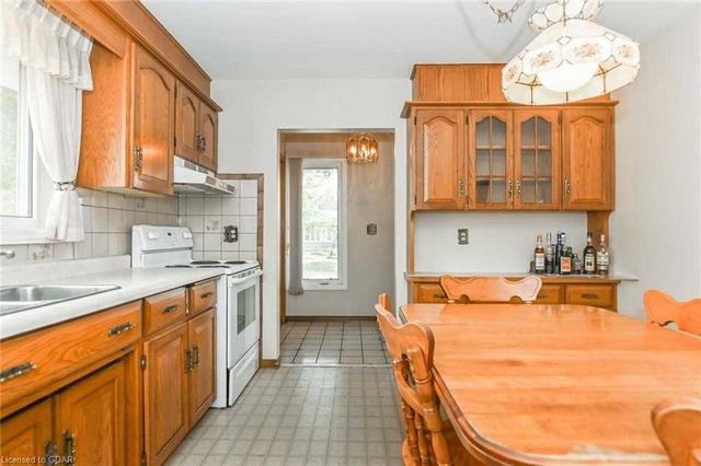 22 Del Mar Blvd, House detached with 3 bedrooms, 2 bathrooms and 9 parking in Guelph ON | Image 17