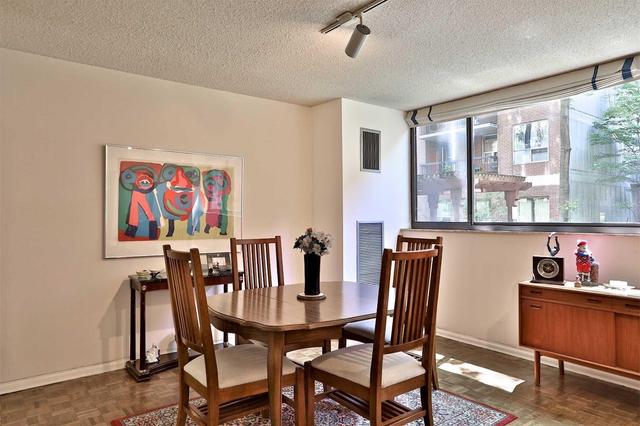 206 - 15 Mcmurrich St, Condo with 1 bedrooms, 1 bathrooms and 1 parking in Toronto ON | Image 4