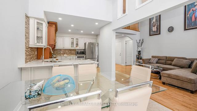 171 Edenbrook Hill Dr, House detached with 3 bedrooms, 4 bathrooms and 6 parking in Brampton ON | Image 4