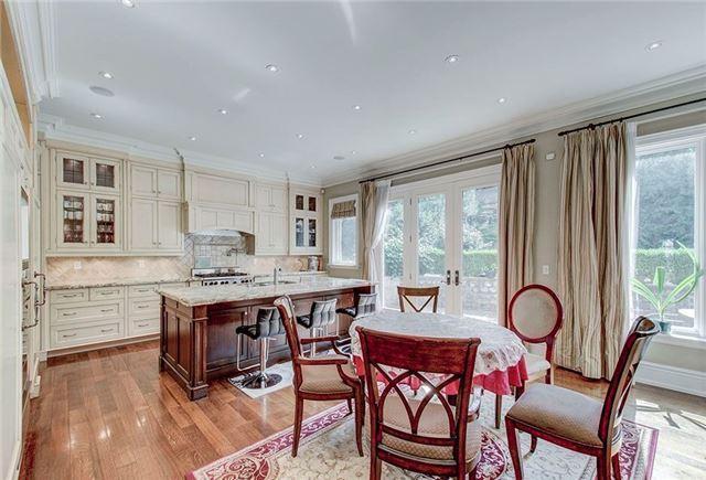 112 Glenayr Rd, House detached with 4 bedrooms, 7 bathrooms and 4 parking in Toronto ON | Image 6