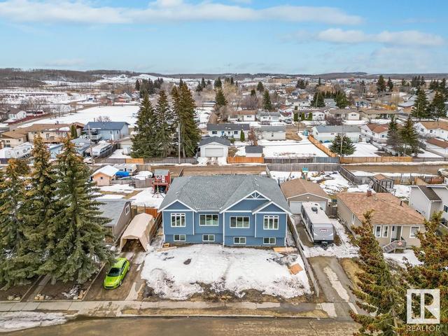 4817 A 50 Av, House semidetached with 2 bedrooms, 2 bathrooms and null parking in Cold Lake AB | Image 19
