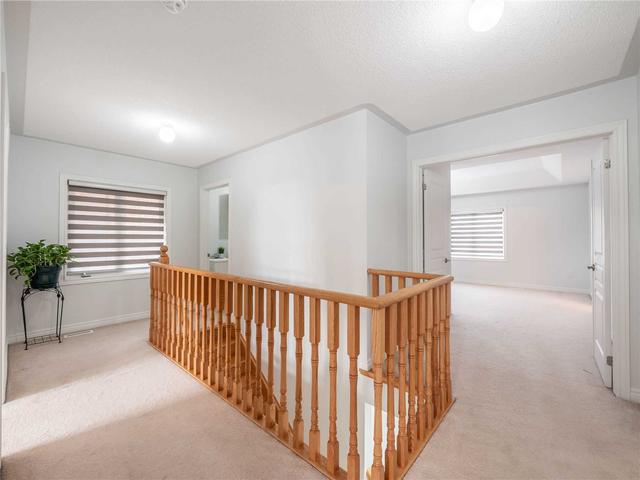 43 Bellcrest Rd, House detached with 4 bedrooms, 4 bathrooms and 4 parking in Brampton ON | Image 2