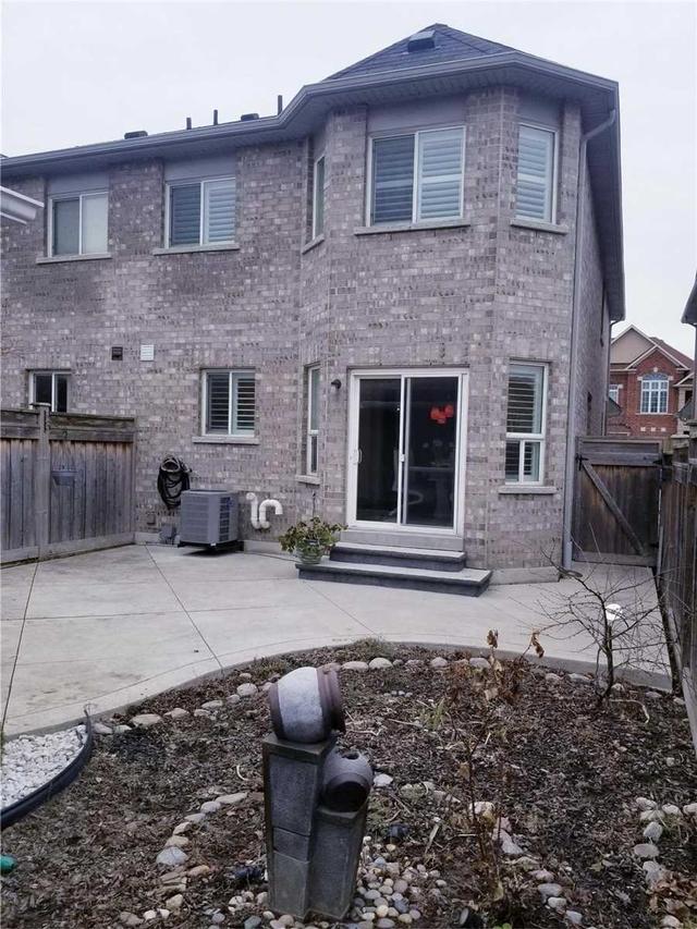 59 Manordale Cres, House semidetached with 3 bedrooms, 4 bathrooms and 4 parking in Vaughan ON | Image 35