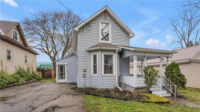8 Nolan St, House detached with 3 bedrooms, 1 bathrooms and 4 parking in St. Thomas ON | Image 1