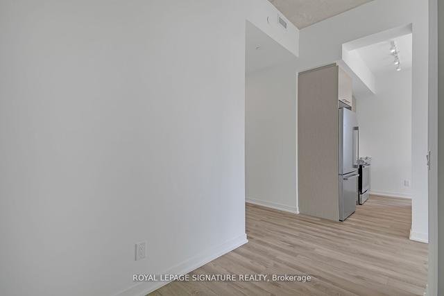 1003 - 1808 St Clair Ave W, Condo with 2 bedrooms, 2 bathrooms and 0 parking in Toronto ON | Image 15