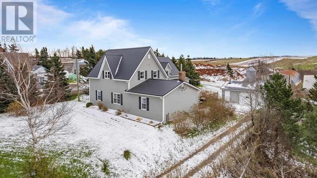 2048 Irishtown Road, House detached with 5 bedrooms, 2 bathrooms and null parking in Kensington, Part 2 PE | Image 8
