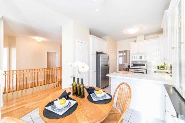 80 Cachet Blvd, House detached with 3 bedrooms, 2 bathrooms and 2 parking in Whitby ON | Image 1
