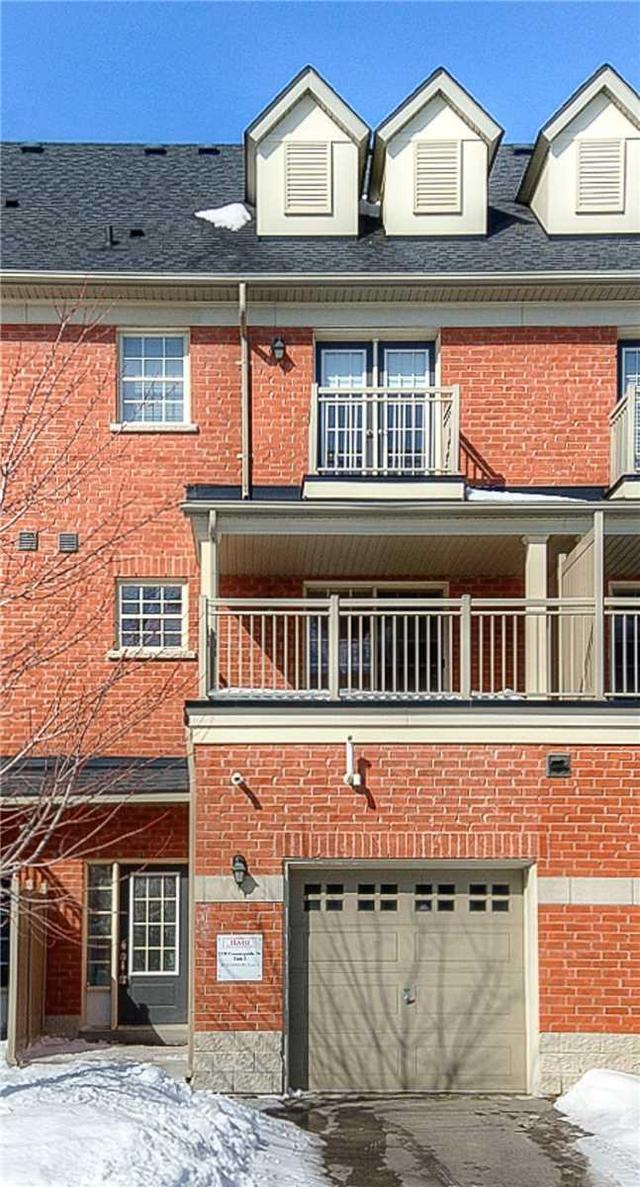 3 - 2530 Countryside Dr, Townhouse with 3 bedrooms, 3 bathrooms and 1 parking in Brampton ON | Image 2