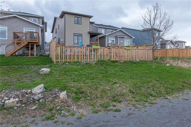 1147 Horizon Drive, House detached with 4 bedrooms, 2 bathrooms and 3 parking in Kingston ON | Image 25
