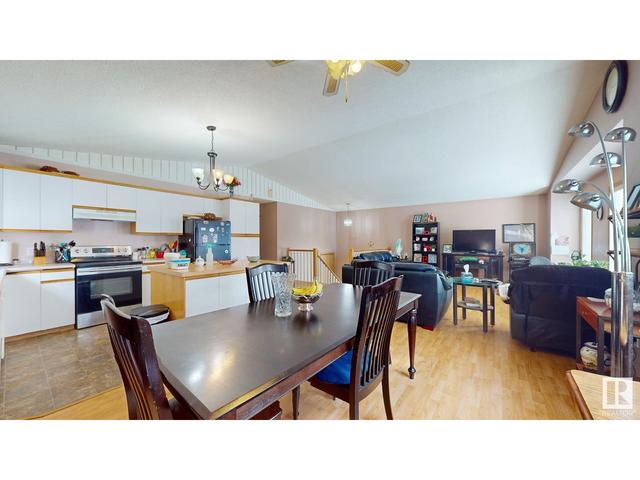 4705 47 St, House detached with 8 bedrooms, 3 bathrooms and 6 parking in Legal AB | Image 6