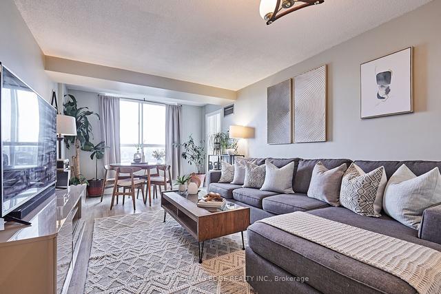 402 - 330 Mccowan Rd, Condo with 2 bedrooms, 2 bathrooms and 1 parking in Toronto ON | Image 8