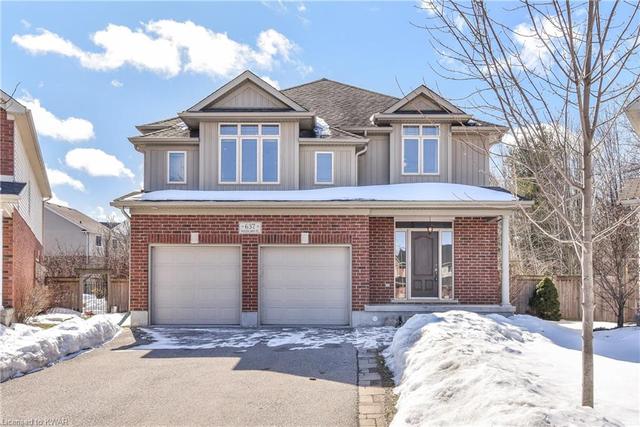 637 Woodlawn Place, House detached with 3 bedrooms, 2 bathrooms and 4 parking in Waterloo ON | Image 1