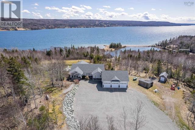 165 Loch Bhreagh Lane, House detached with 3 bedrooms, 2 bathrooms and null parking in Cape Breton NS | Image 35