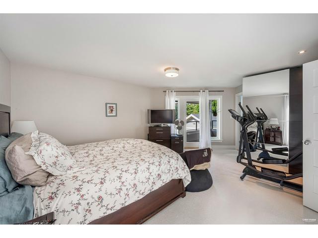 3070 Hillview Court, House detached with 4 bedrooms, 2 bathrooms and 8 parking in Surrey BC | Image 22