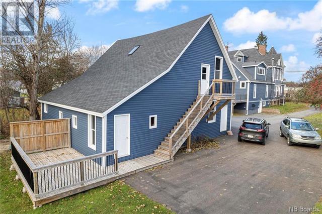 1003 Main Street, House detached with 5 bedrooms, 2 bathrooms and null parking in Sussex NB | Image 9