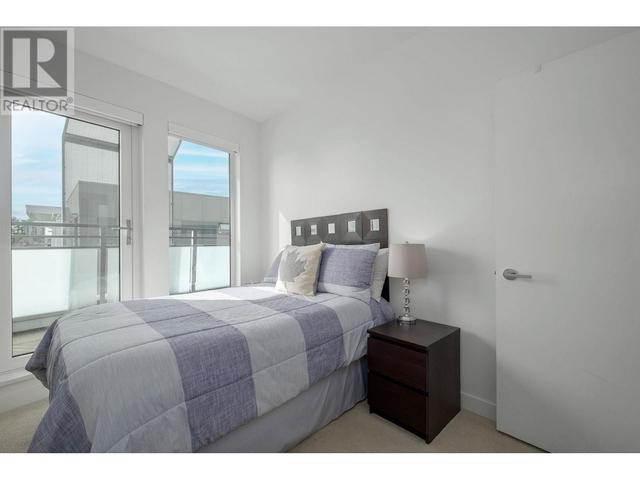 401 - 1061 Marine Drive, Condo with 3 bedrooms, 2 bathrooms and 1 parking in North Vancouver BC | Image 15