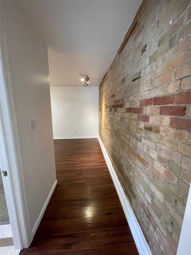 unit 1 - 1101 Queen St E, Condo with 2 bedrooms, 2 bathrooms and 0 parking in Toronto ON | Image 10