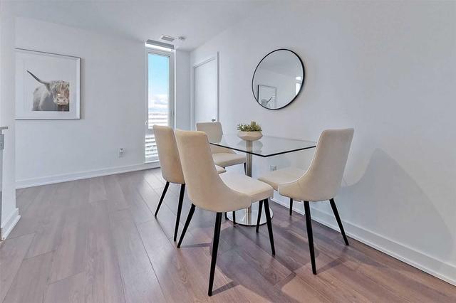 1505 - 160 Flemington Rd, Condo with 2 bedrooms, 2 bathrooms and 1 parking in Toronto ON | Image 16