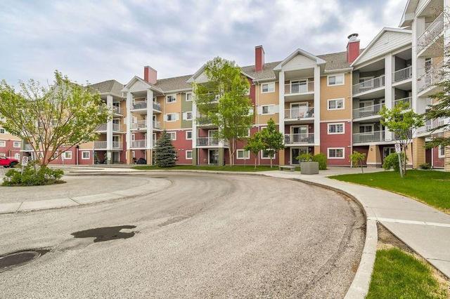 3118 - 10 Prestwick Bay Se, Condo with 2 bedrooms, 2 bathrooms and 1 parking in Calgary AB | Image 1