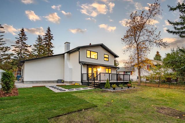 22 Varcove Place Nw, House detached with 4 bedrooms, 3 bathrooms and 6 parking in Calgary AB | Image 42