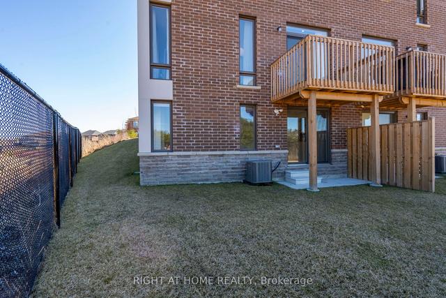 30 Stubbs Lane, Condo with 4 bedrooms, 5 bathrooms and 3 parking in Aurora ON | Image 29