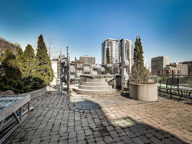 906 - 70 Alexander St, Condo with 2 bedrooms, 2 bathrooms and 1 parking in Toronto ON | Image 19
