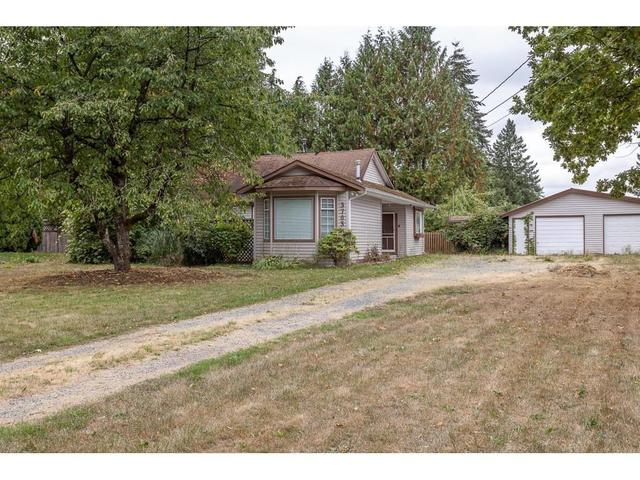 3763 244 Street, House detached with 2 bedrooms, 2 bathrooms and 10 parking in Langley BC | Card Image