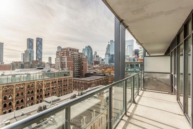 806 - 105 George St, Condo with 1 bedrooms, 2 bathrooms and 1 parking in Toronto ON | Image 21