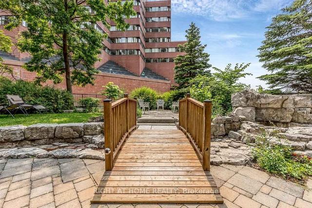 2607 - 100 Upper Madison Ave, Condo with 2 bedrooms, 2 bathrooms and 1 parking in Toronto ON | Image 7
