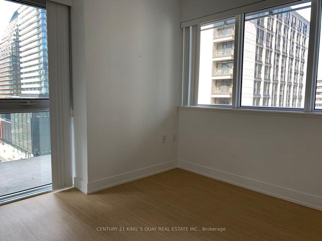 1105 - 7 Grenville St, Condo with 2 bedrooms, 2 bathrooms and 0 parking in Toronto ON | Image 12