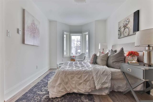 105 Westmount Ave, House detached with 6 bedrooms, 8 bathrooms and 5 parking in Toronto ON | Image 9