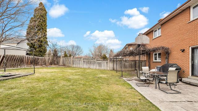 74 Massey St, House detached with 4 bedrooms, 4 bathrooms and 5 parking in Brampton ON | Image 35