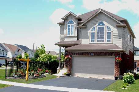 80 Goodwin Dr, House detached with 3 bedrooms, 3 bathrooms and 4 parking in Guelph ON | Image 1