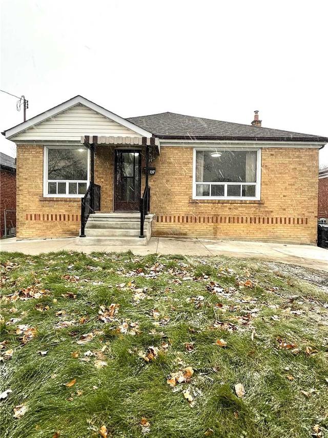 137 Redwater Dr, House detached with 3 bedrooms, 4 bathrooms and 6 parking in Toronto ON | Image 28