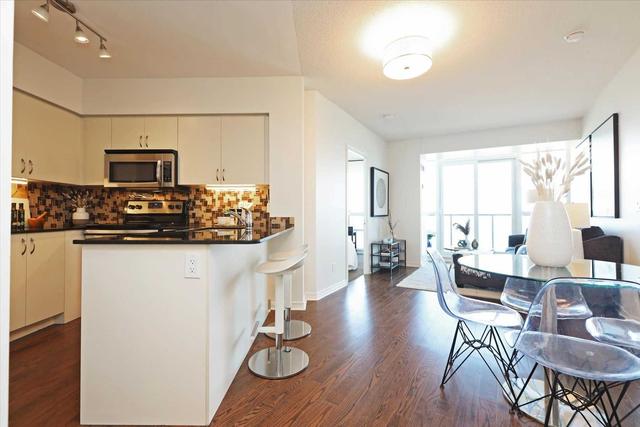 3007 - 2230 Lake Shore Blvd W, Condo with 2 bedrooms, 2 bathrooms and 1 parking in Toronto ON | Image 8